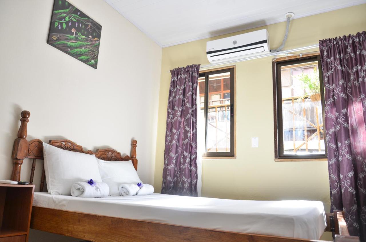 Cabinas Coco Alegre Exterior photo